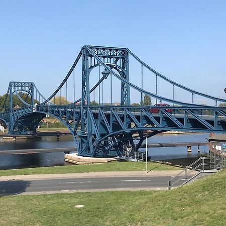 Kapitanswohnung Kaiser Wilhelm Brucke Wilhelmshaven Eksteriør bilde